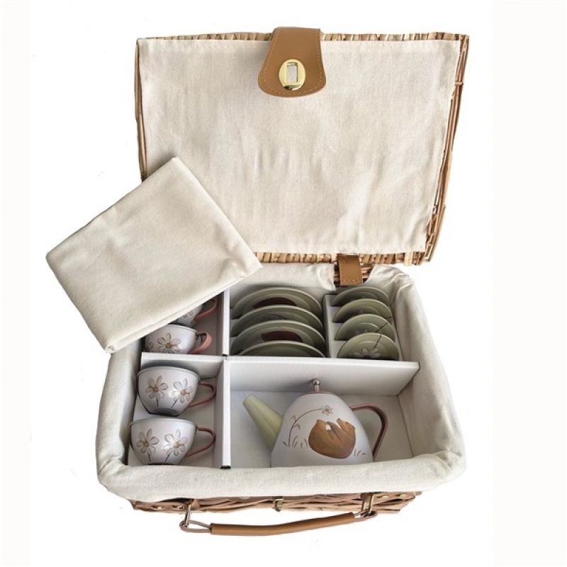 Set de ceai in cos picnic Padurea, Egmont Toys - imagine 2